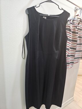 Classic Black Pinstripe Sleeveless Sheath Dress